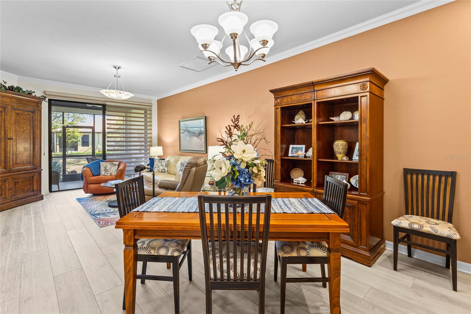 VENETIAN FALLS PH 2 - Residential