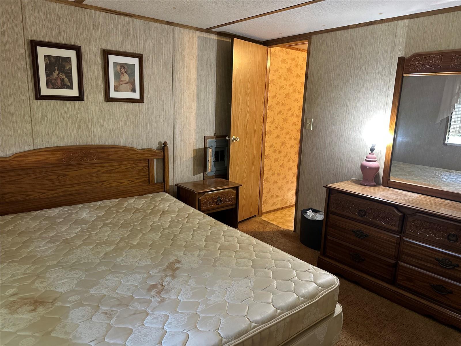 SILVER MDWS NORTH - Residential