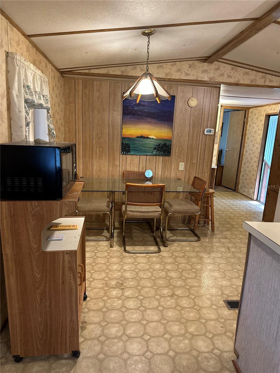 SILVER MDWS NORTH - Residential