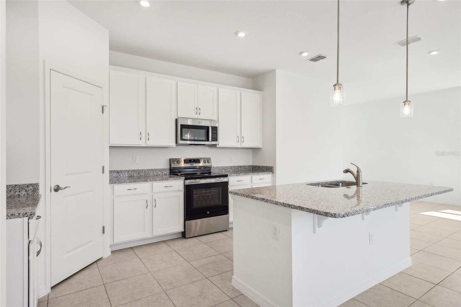 WYNNSTONE - Residential