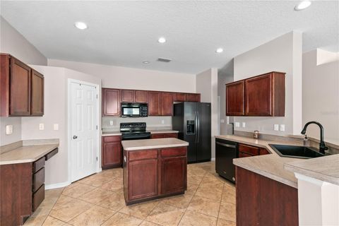 Tiny photo for 13320 Via Roma Circle, Clermont, FL 34711 (MLS # G5104093)