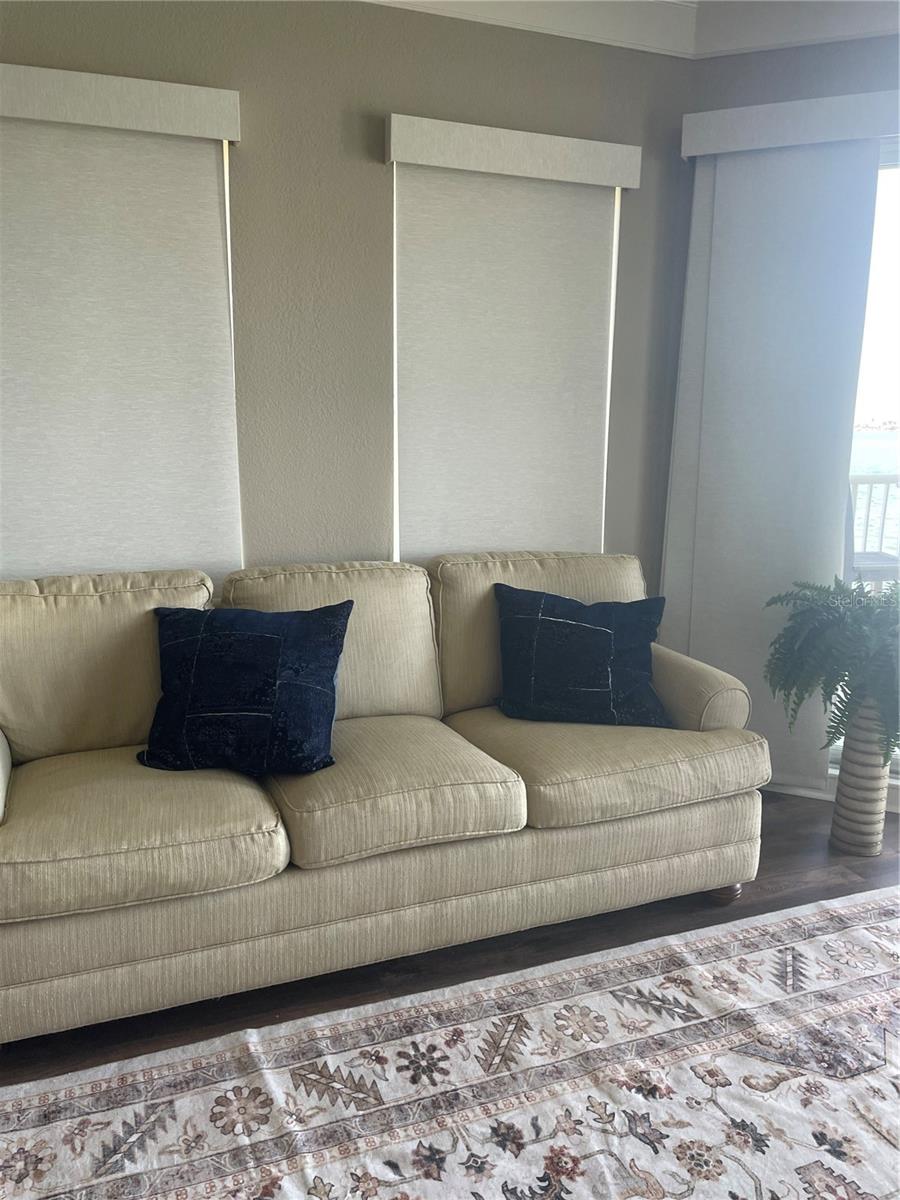 PARADISO CONDO - Residential Lease