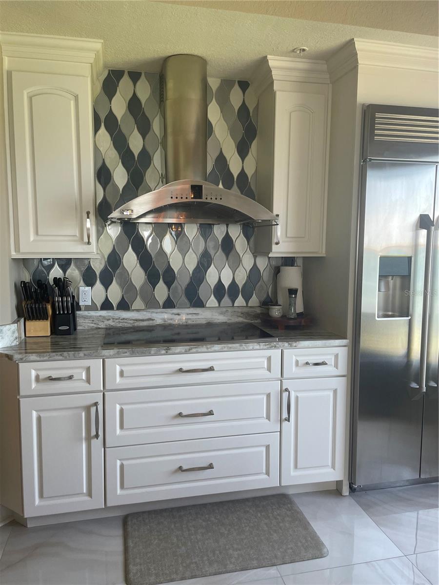 PARADISO CONDO - Residential Lease