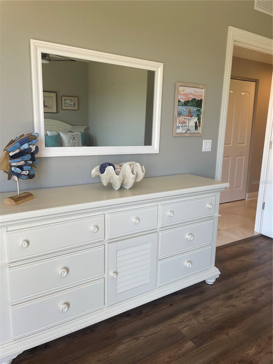 PARADISO CONDO - Residential Lease