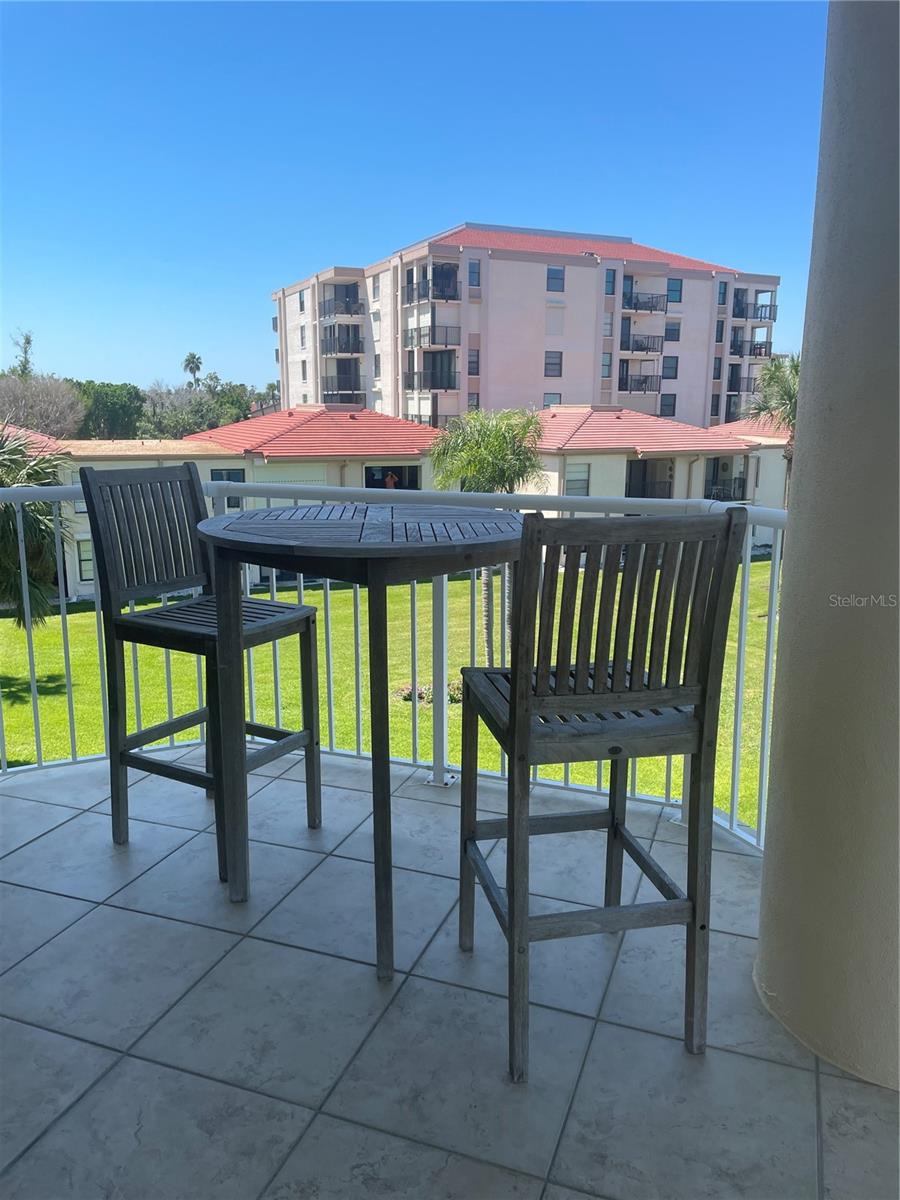 PARADISO CONDO - Residential Lease