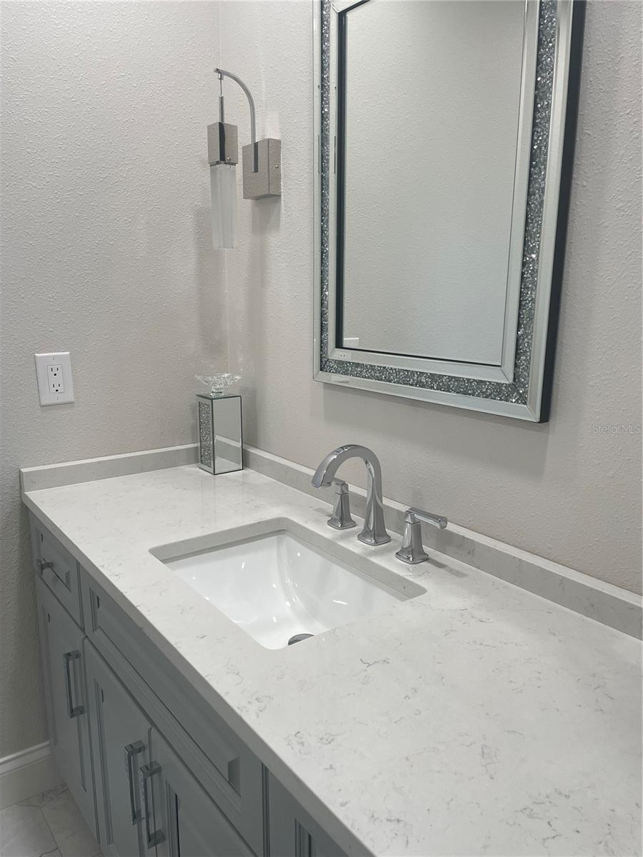PARADISO CONDO - Residential Lease