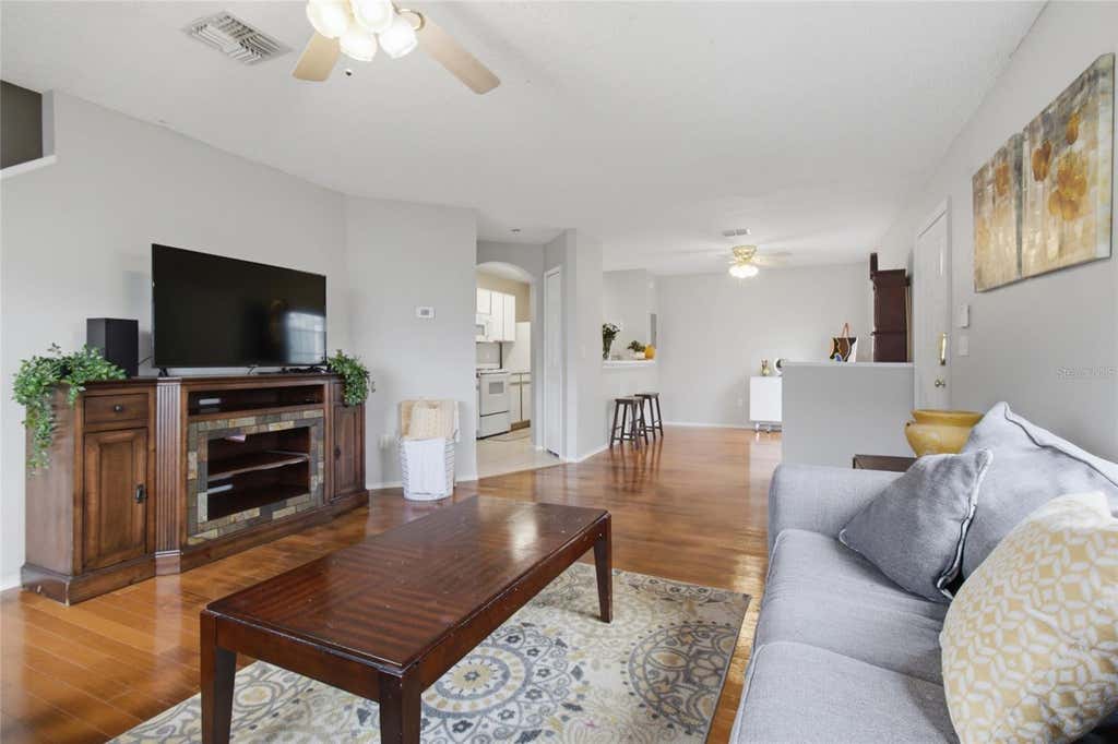 Photo of 1328 Twilridge Place, Brandon, FL 33511 (MLS # TB8519713)