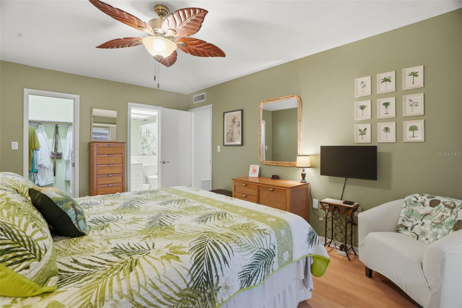 GULF HARBORS CONDO - Residential