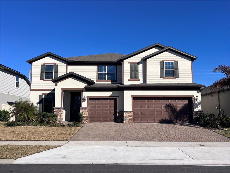 Gorgeous Pulte Casabella Model upgraded with extended master bedroom and separate glass door to lanai and with extended lanai. Multi-generation home in Split Oak Estates! with a lot of upgrade and improvements. 6 Bedrooms, den office with French door, dining room, and a huge Media room, 5 1/2 bathrooms, first floor has over-sized master bedroom with tray ceiling, second floor has 5 bedrooms, in which 3 bedrooms have own bathroom suite. Gourmet kitchen quartz countertop and backsplash, Quartz and rectangular sinks in all bathroom vanity, Neutral quality paint through whole house, crown molding, hardwood flooring upgrade and wood steps with Iron wrought railing. NO CARPET in the house, ceiling fan with remote control in all rooms, and ceiling fans in lanai fully fenced backyard. Full house gutter and enclosed lanai. TV conduit in wall is easier for TV mount on wall. HOA has fantastic pool, cabana and playground. Only 15-minutes to OIA, easy access to 417 & 528, 25-minutes to the attractions and 30-minutes to downtown Orlando.