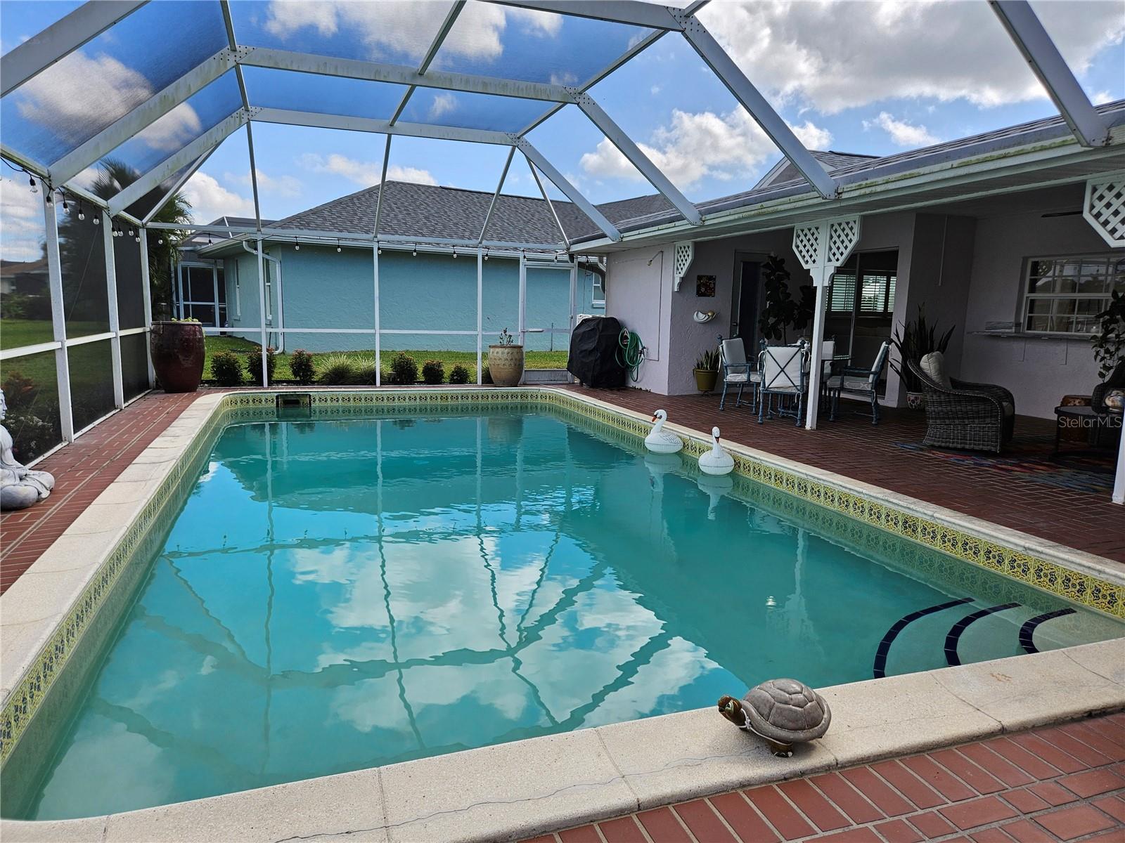 VENICE GARDENS SEC 2 - Residential Lease