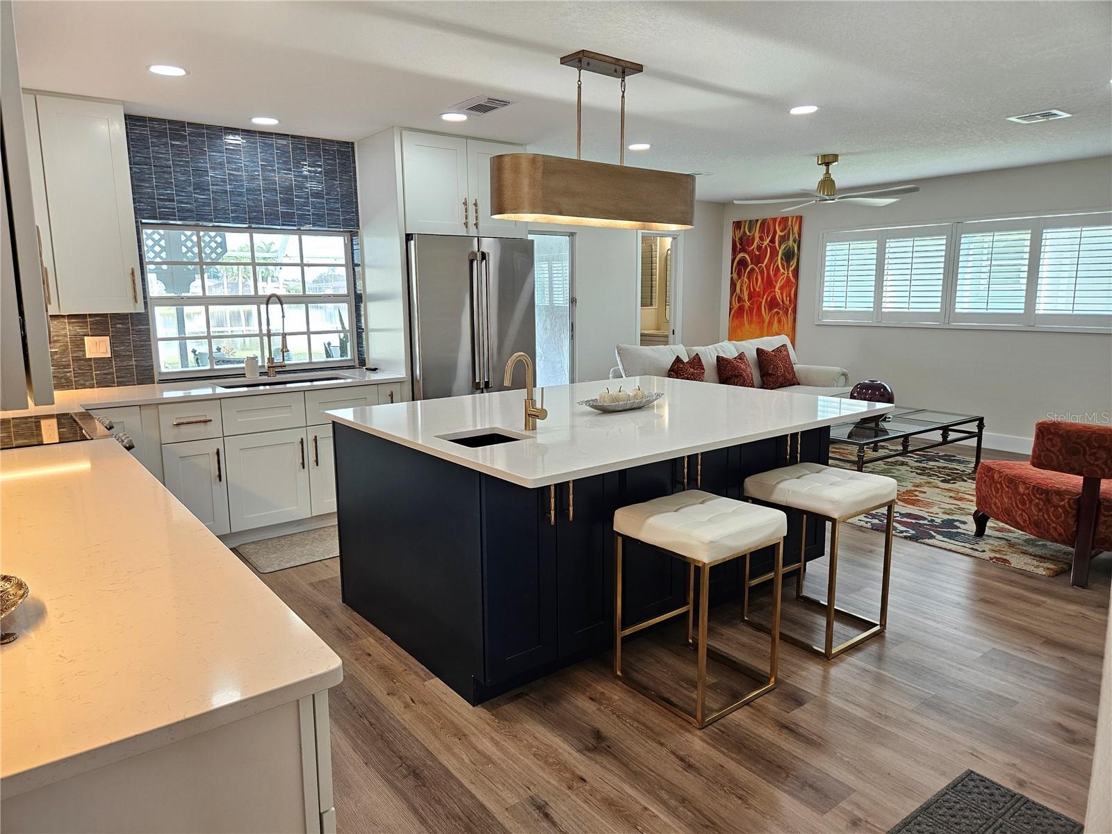 VENICE GARDENS SEC 2 - Residential Lease