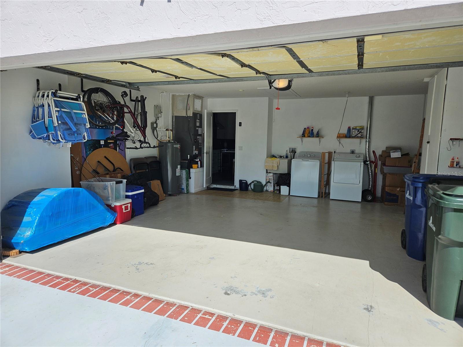 VENICE GARDENS SEC 2 - Residential Lease