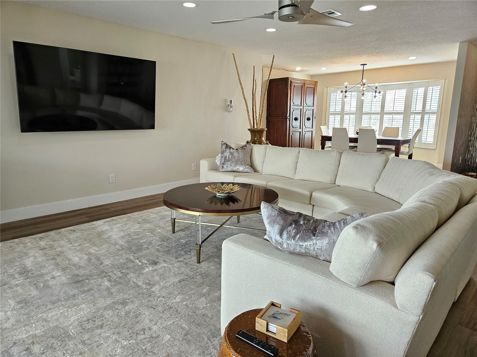 VENICE GARDENS SEC 2 - Residential Lease