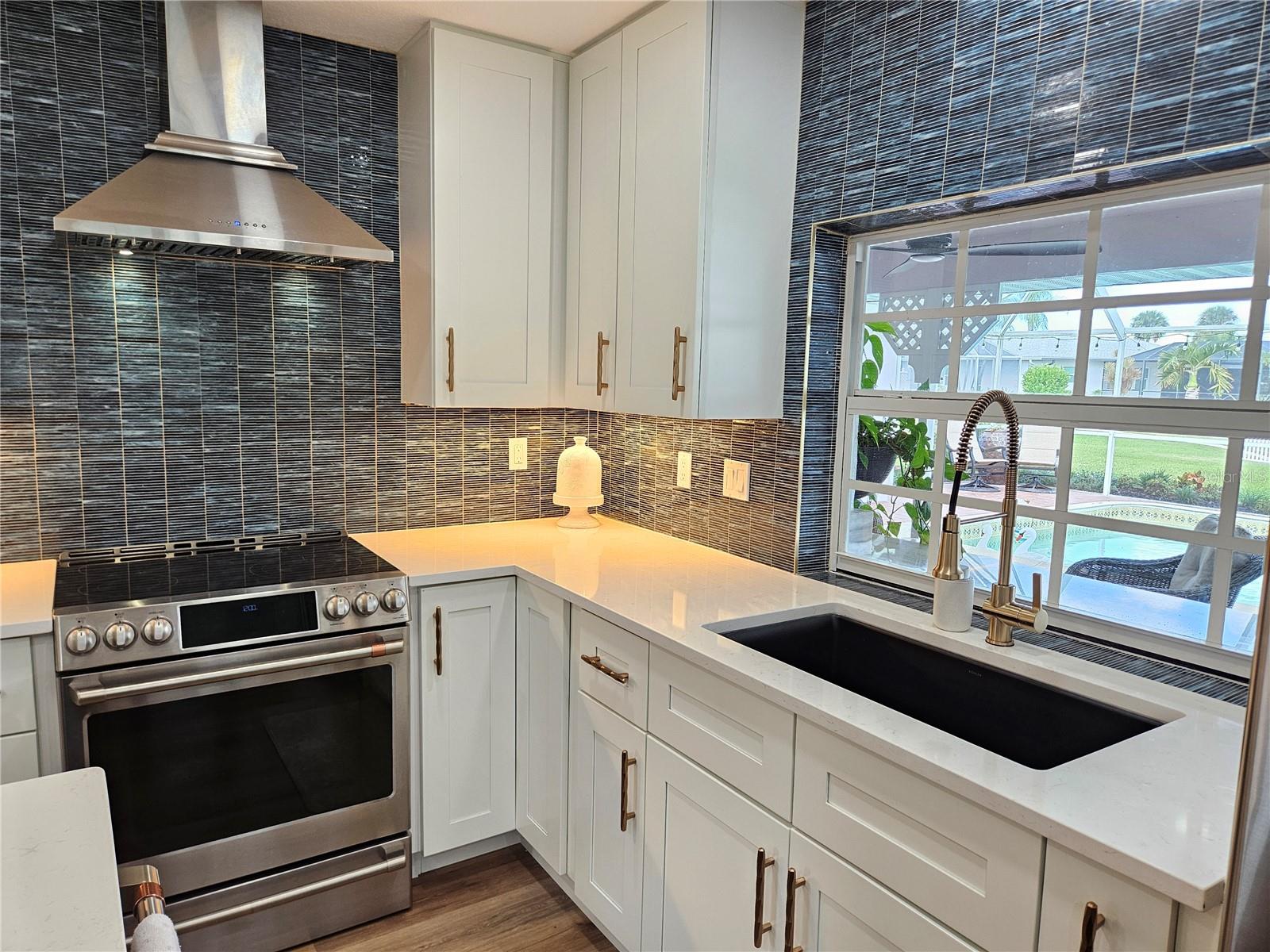 VENICE GARDENS SEC 2 - Residential Lease