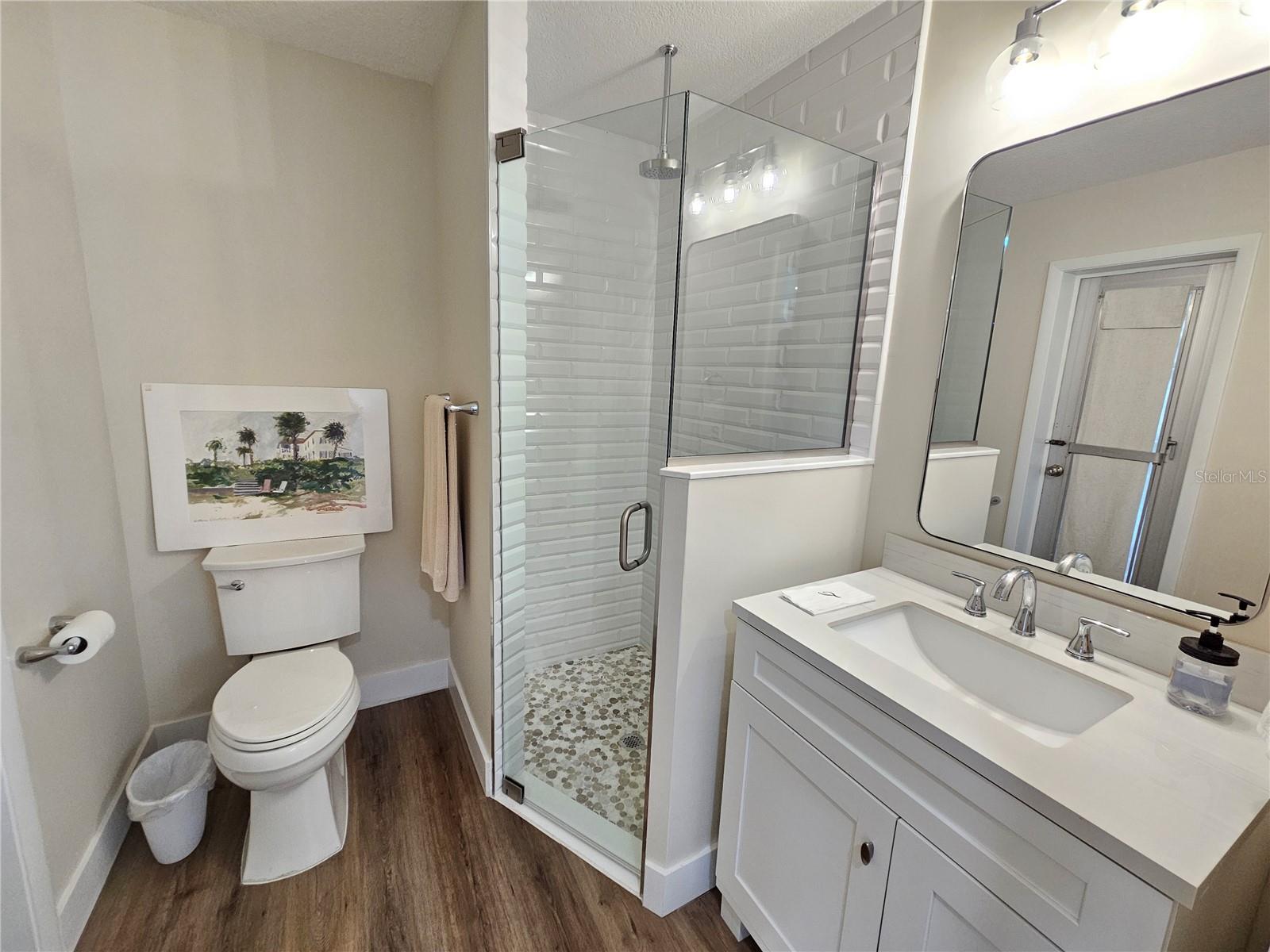 VENICE GARDENS SEC 2 - Residential Lease