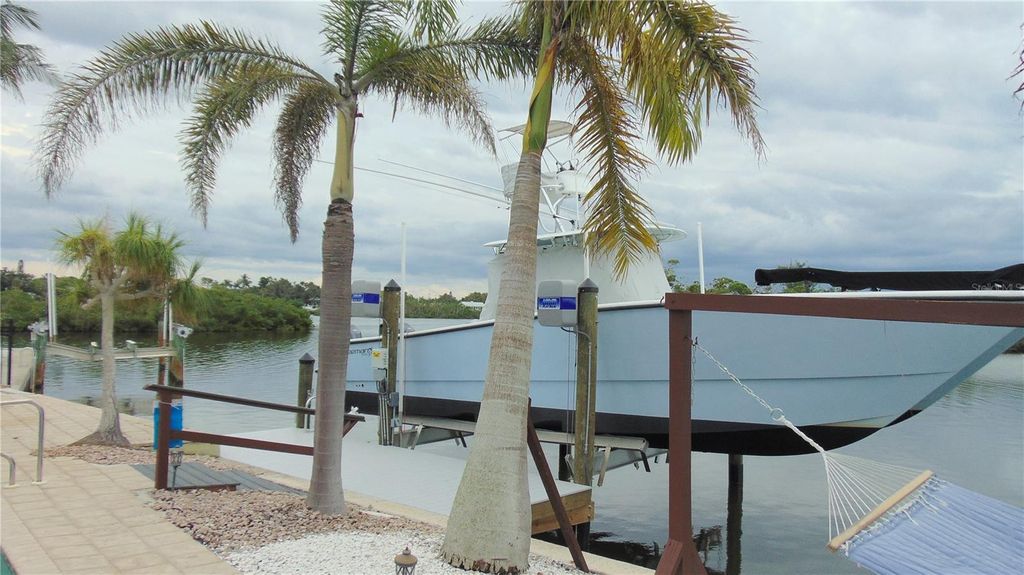 Photo of 922 Casey Cove Drive, Nokomis, FL 34275 (MLS # N6136076)