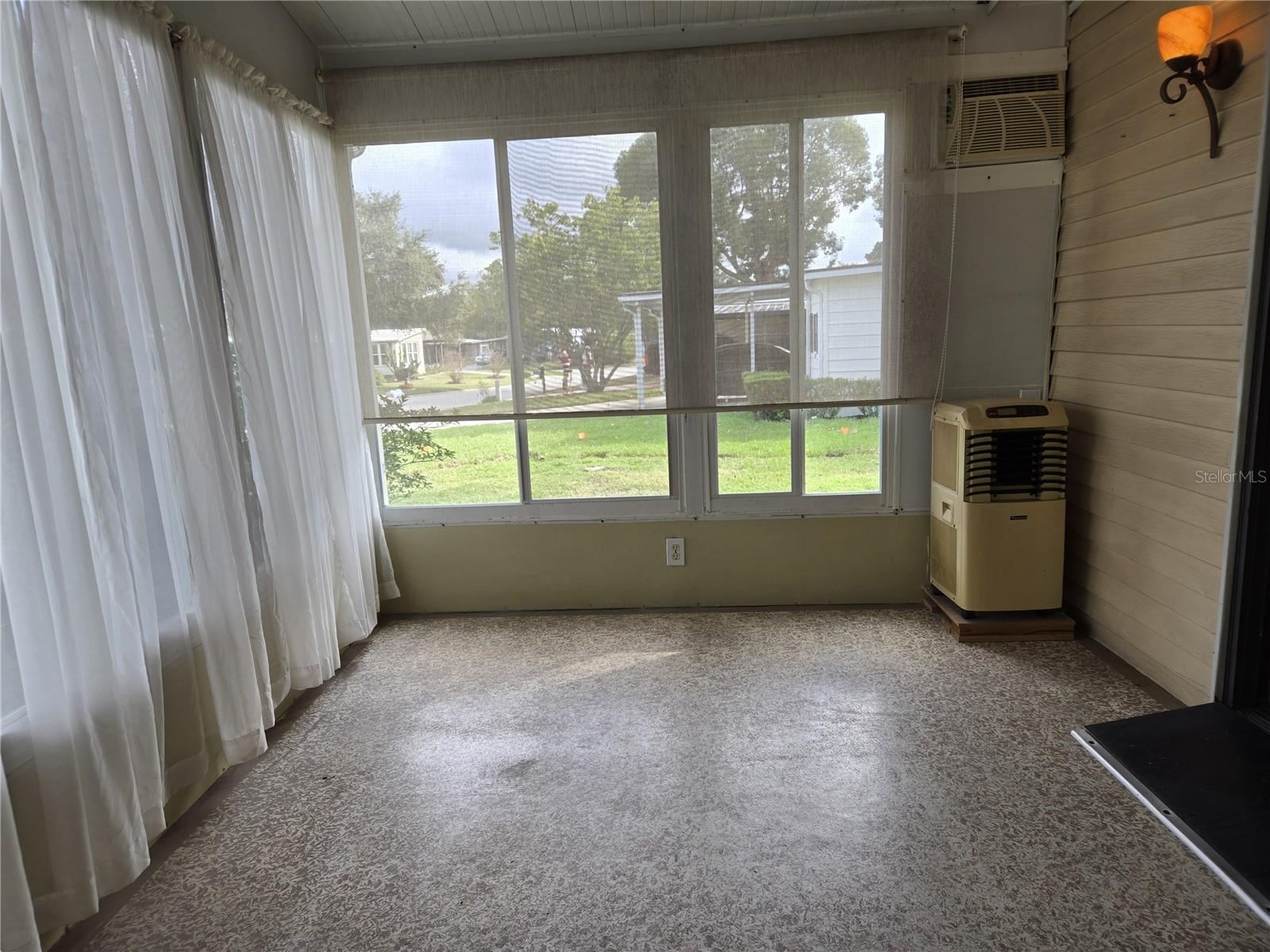 ZELLWOOD STATION COOP MH PARK - Residential