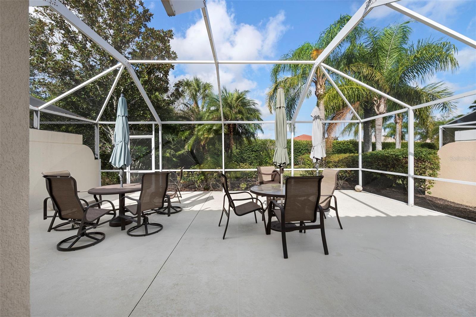 VILLAGEWALK - Residential