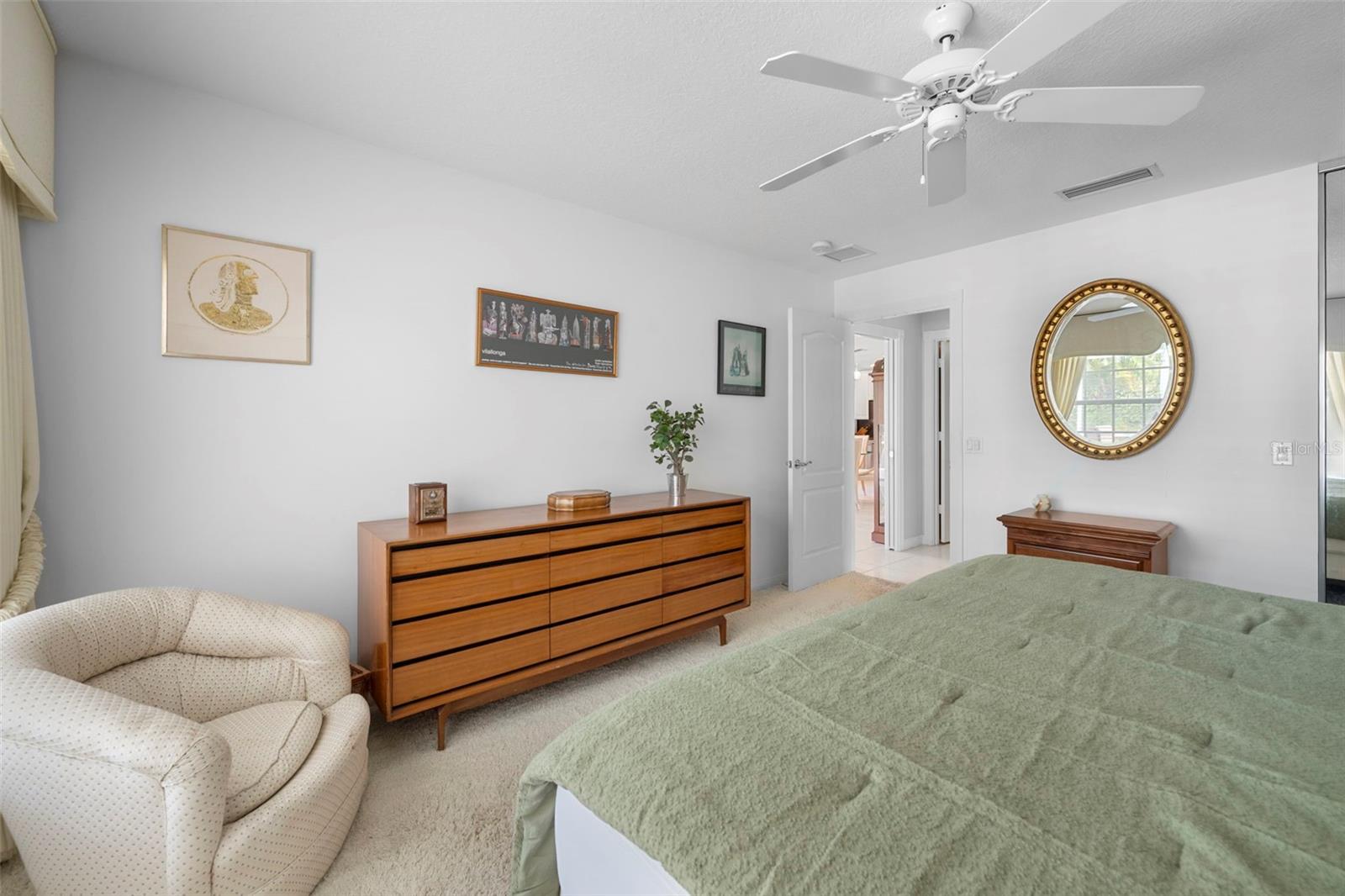 VILLAGEWALK - Residential