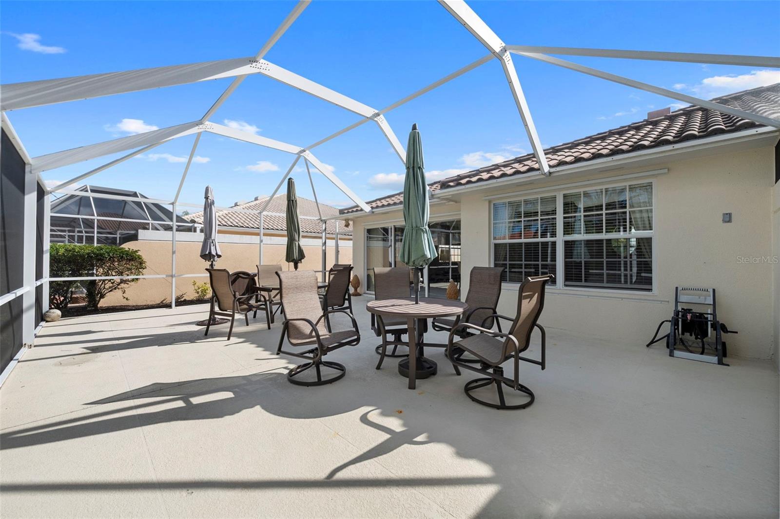 VILLAGEWALK - Residential