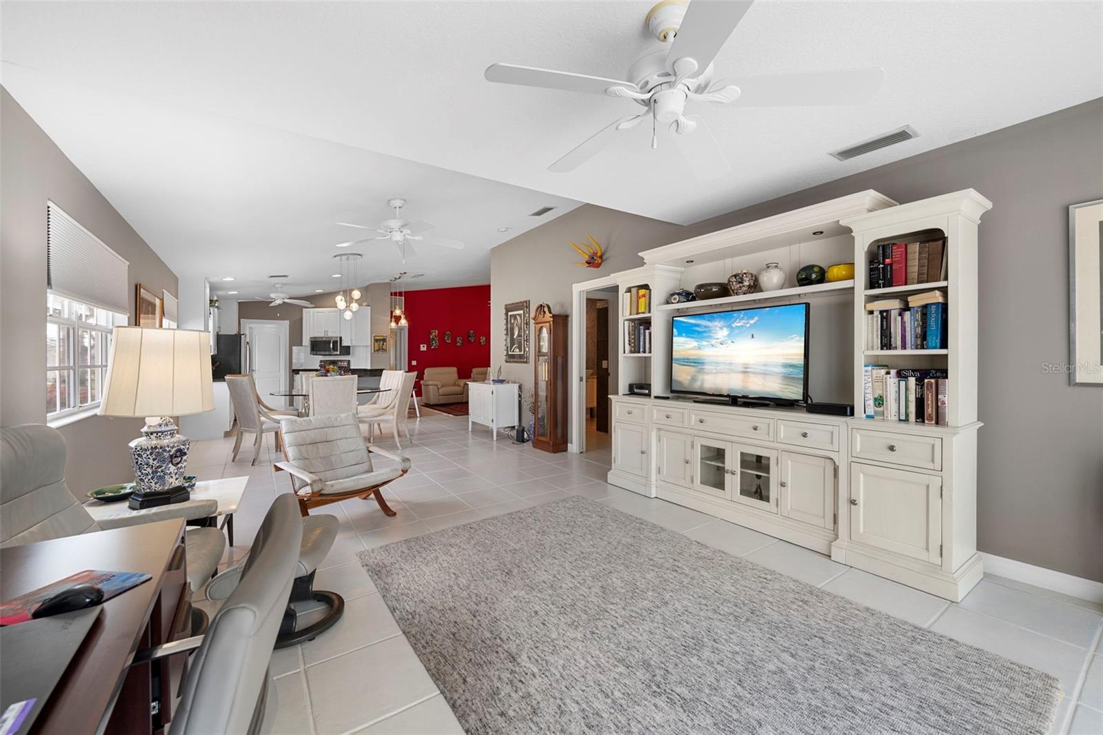 VILLAGEWALK - Residential