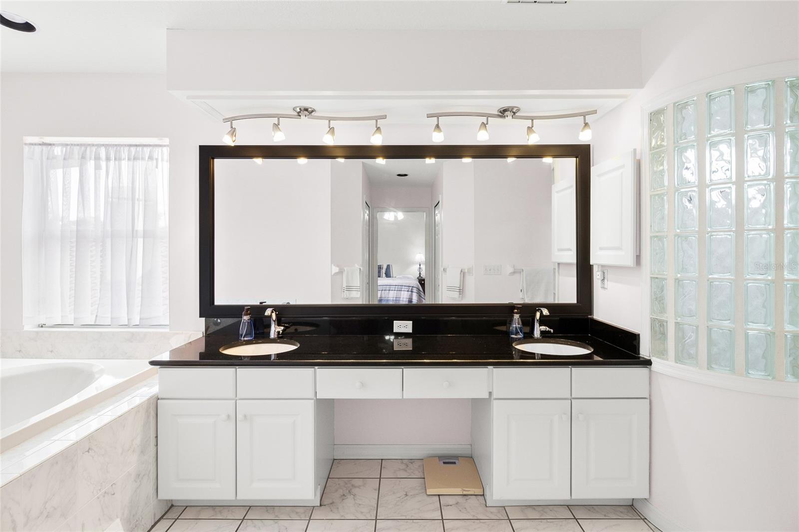 PLACIDO BAYOU - Residential