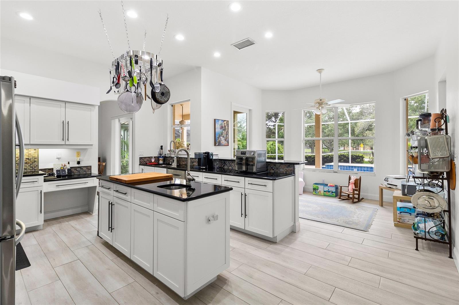 PLACIDO BAYOU - Residential