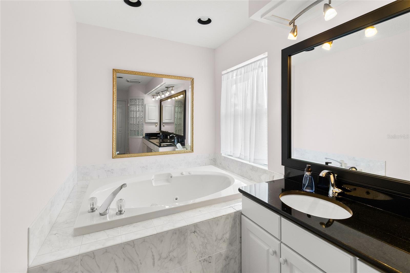 PLACIDO BAYOU - Residential