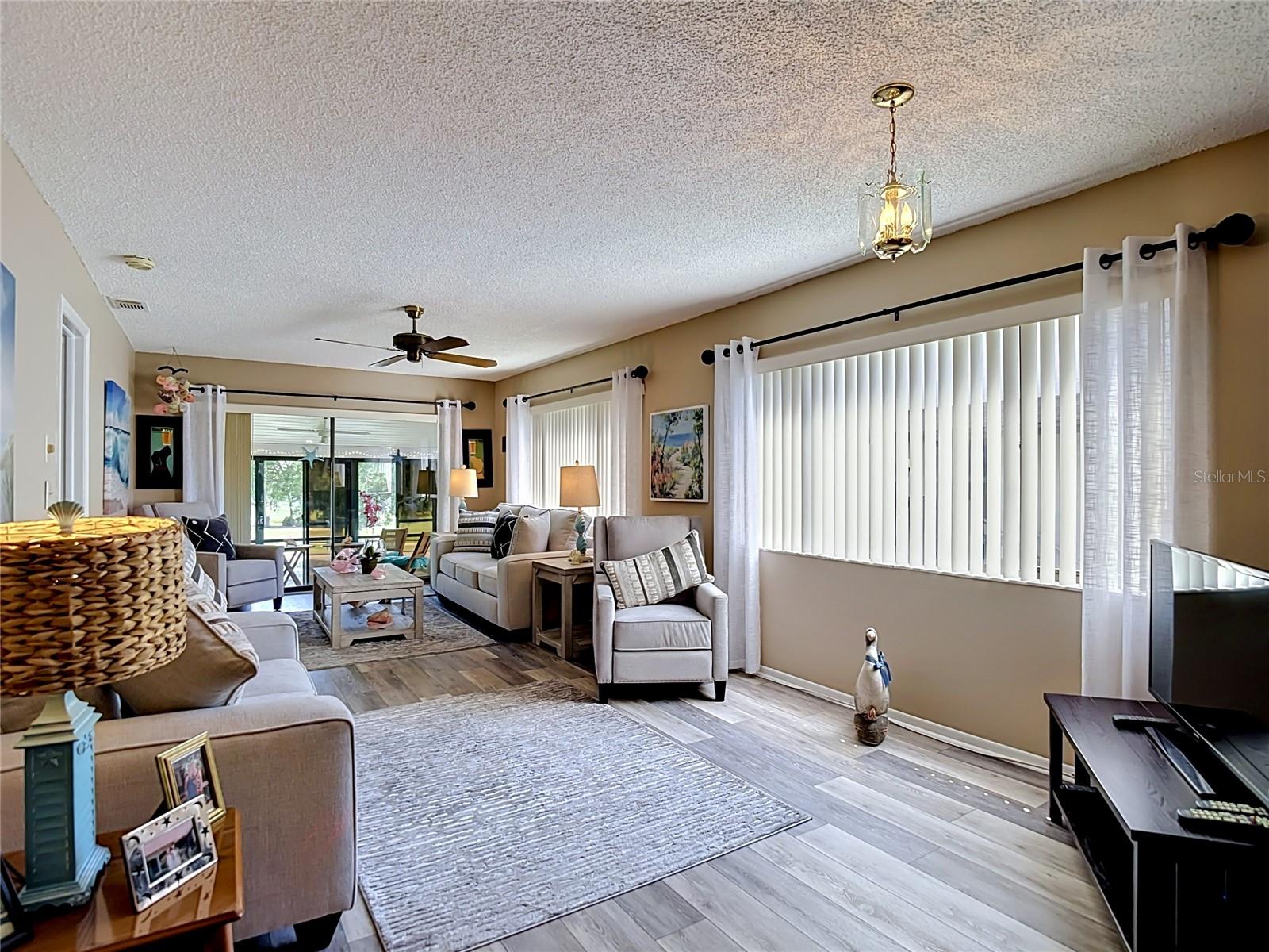 BEACON WOODS WEDGEWOOD CONDO - Residential