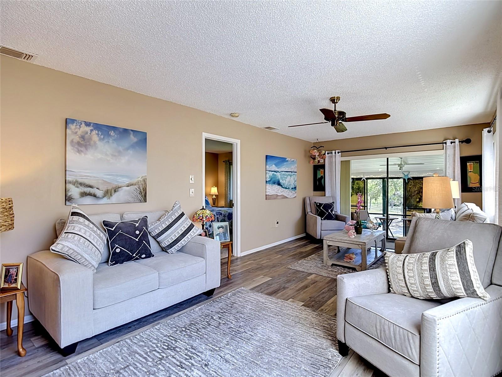 BEACON WOODS WEDGEWOOD CONDO - Residential