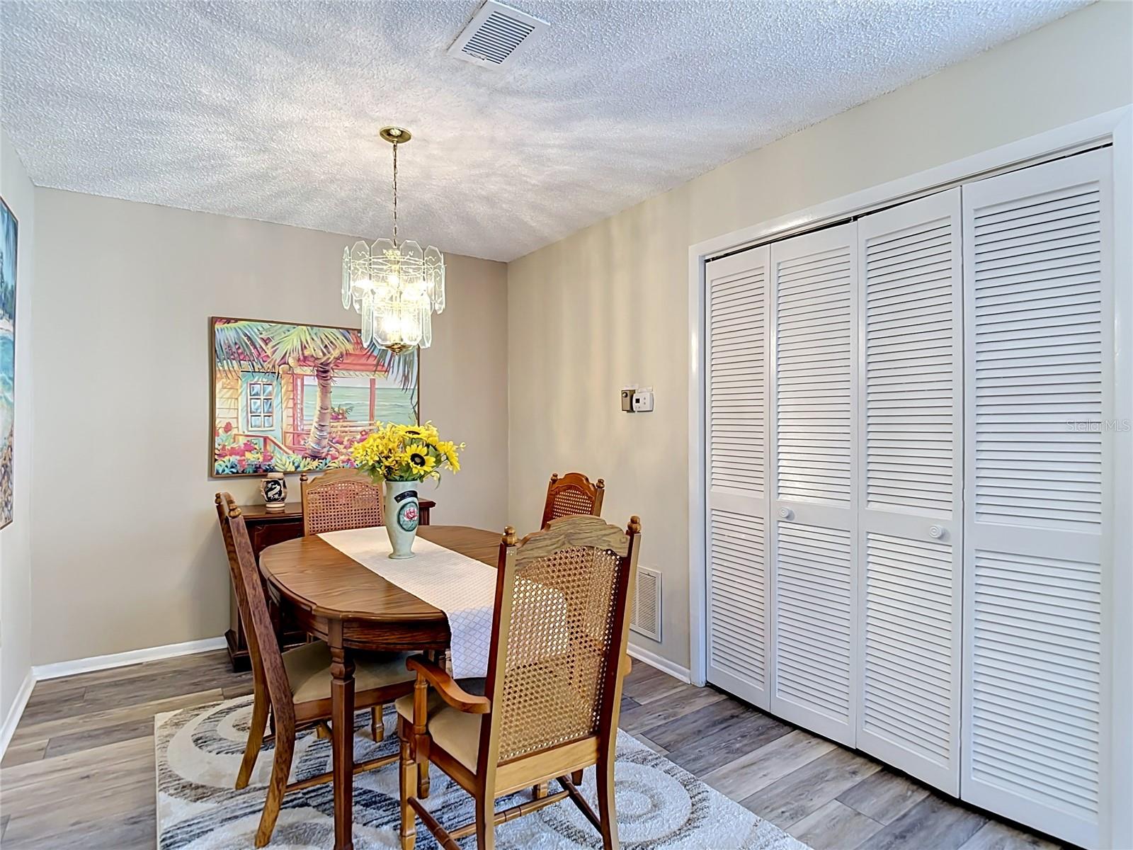 BEACON WOODS WEDGEWOOD CONDO - Residential