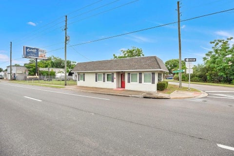 Photo of 3101 N Orange Blossom Trail, Zellwood, FL 32798 (MLS # O6429618)
