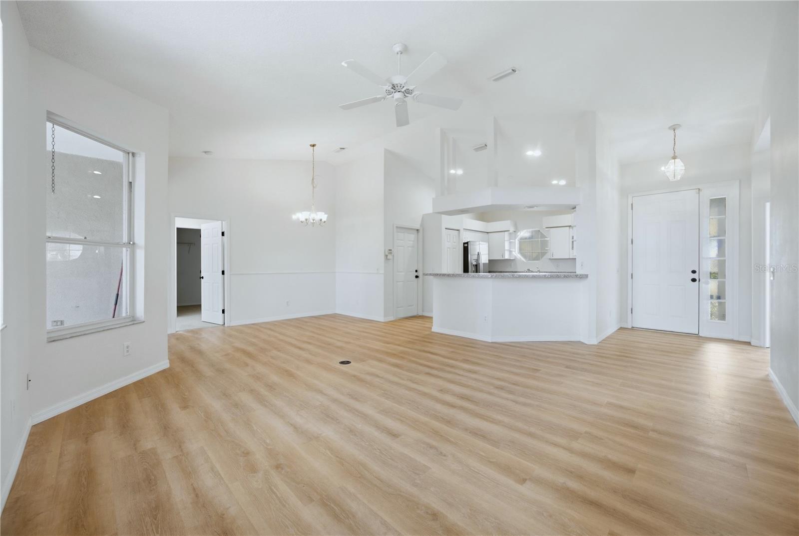 SARASOTA SPGS - Residential