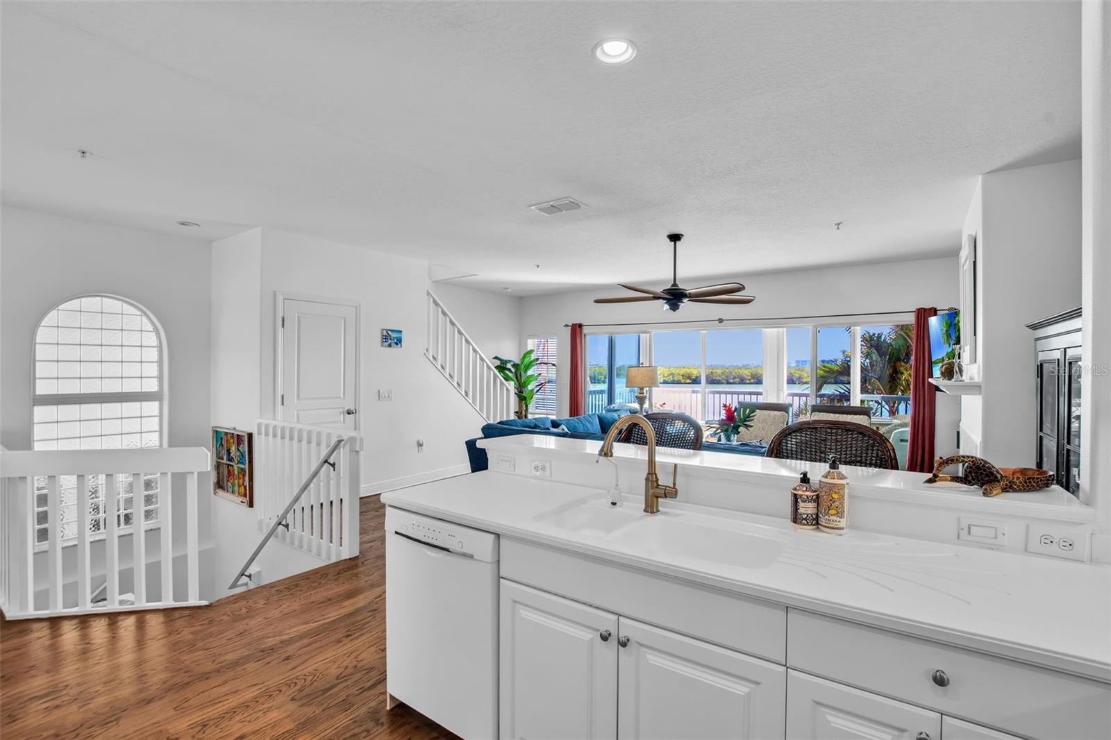 SIESTA BAYSIDE SOUTH - Residential