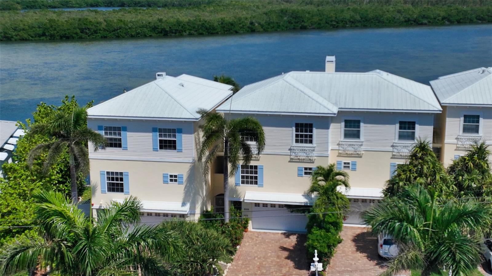 SIESTA BAYSIDE SOUTH - Residential