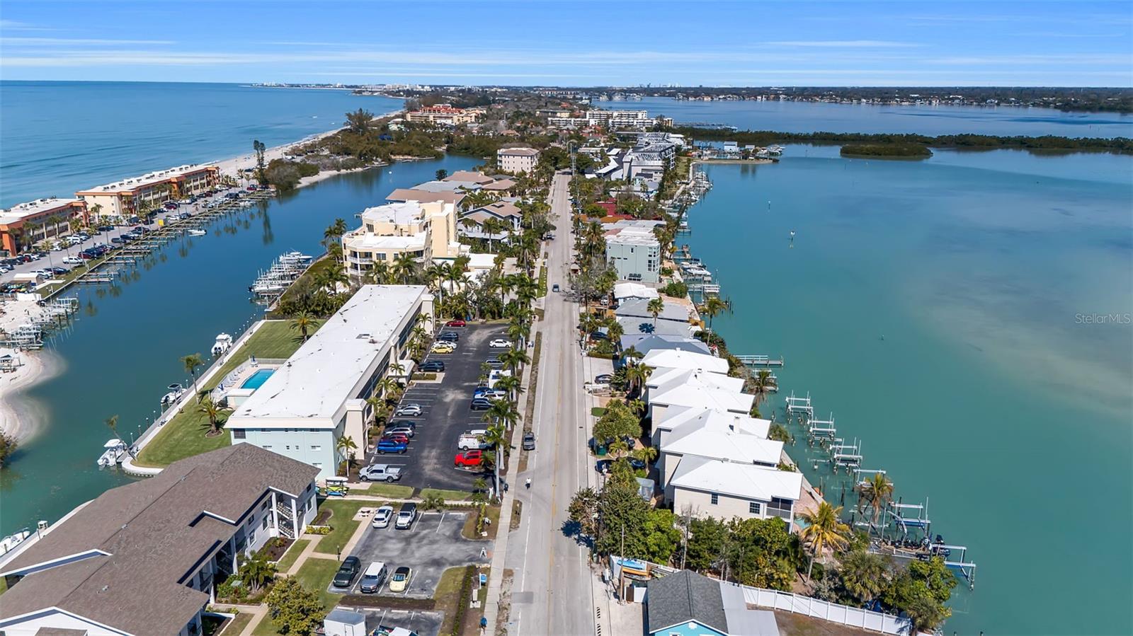 SIESTA BAYSIDE SOUTH - Residential