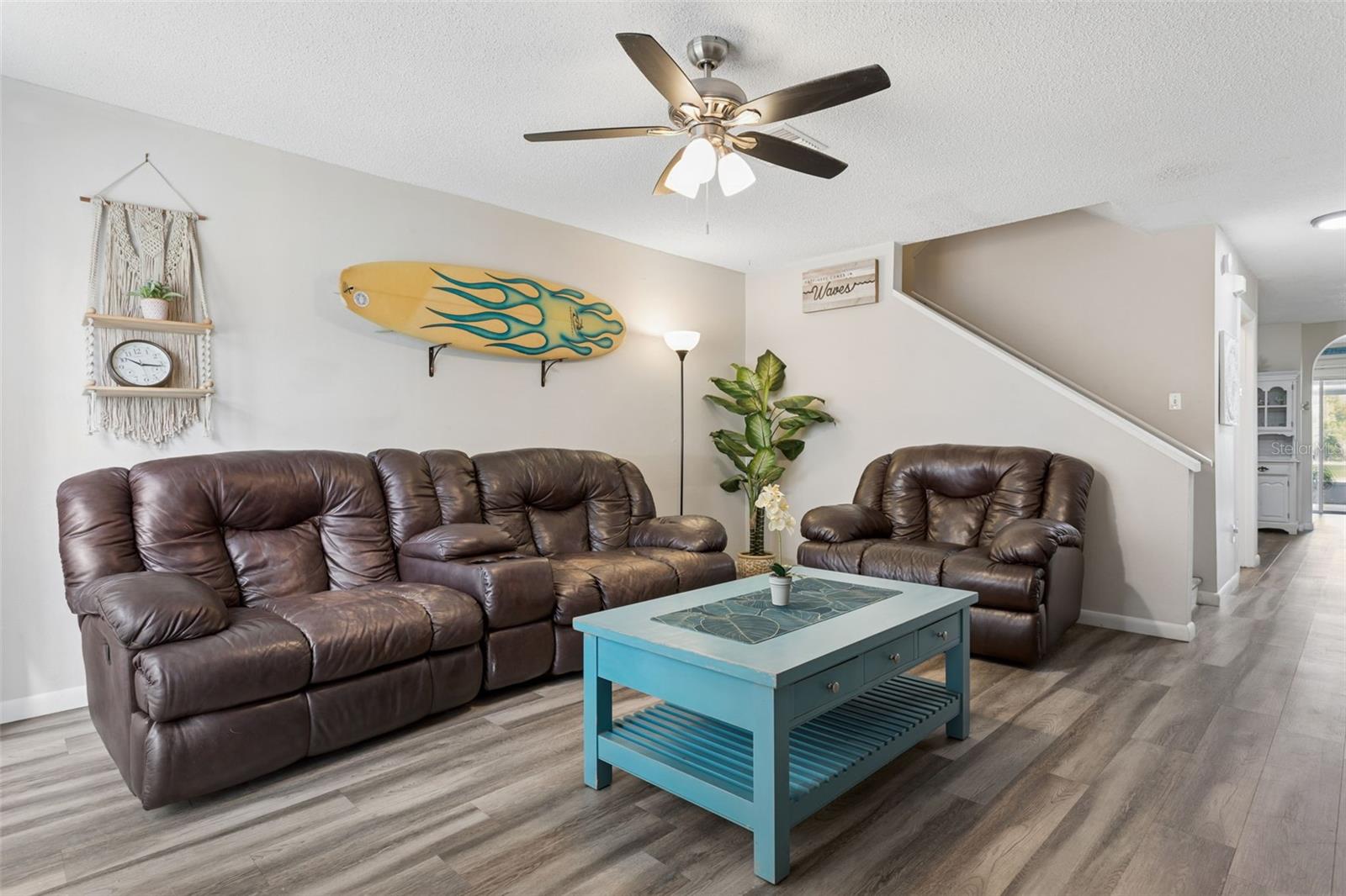 THE TOWNHOMES AT KENSINGTON - Residential