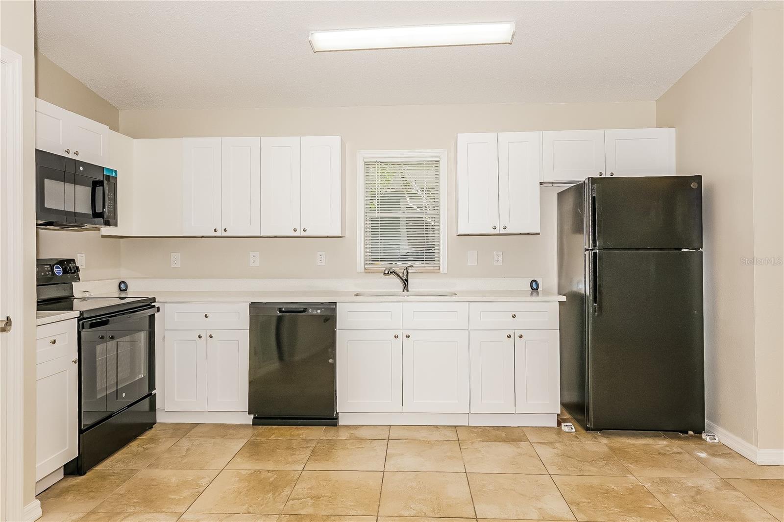 MASON HILLS - Residential Lease