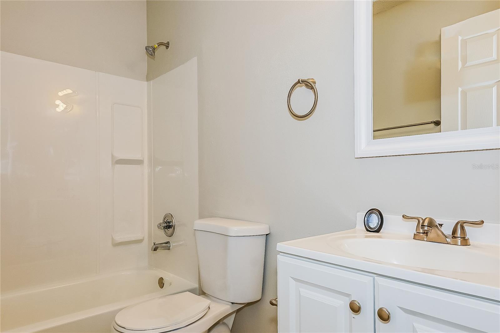 MASON HILLS - Residential Lease