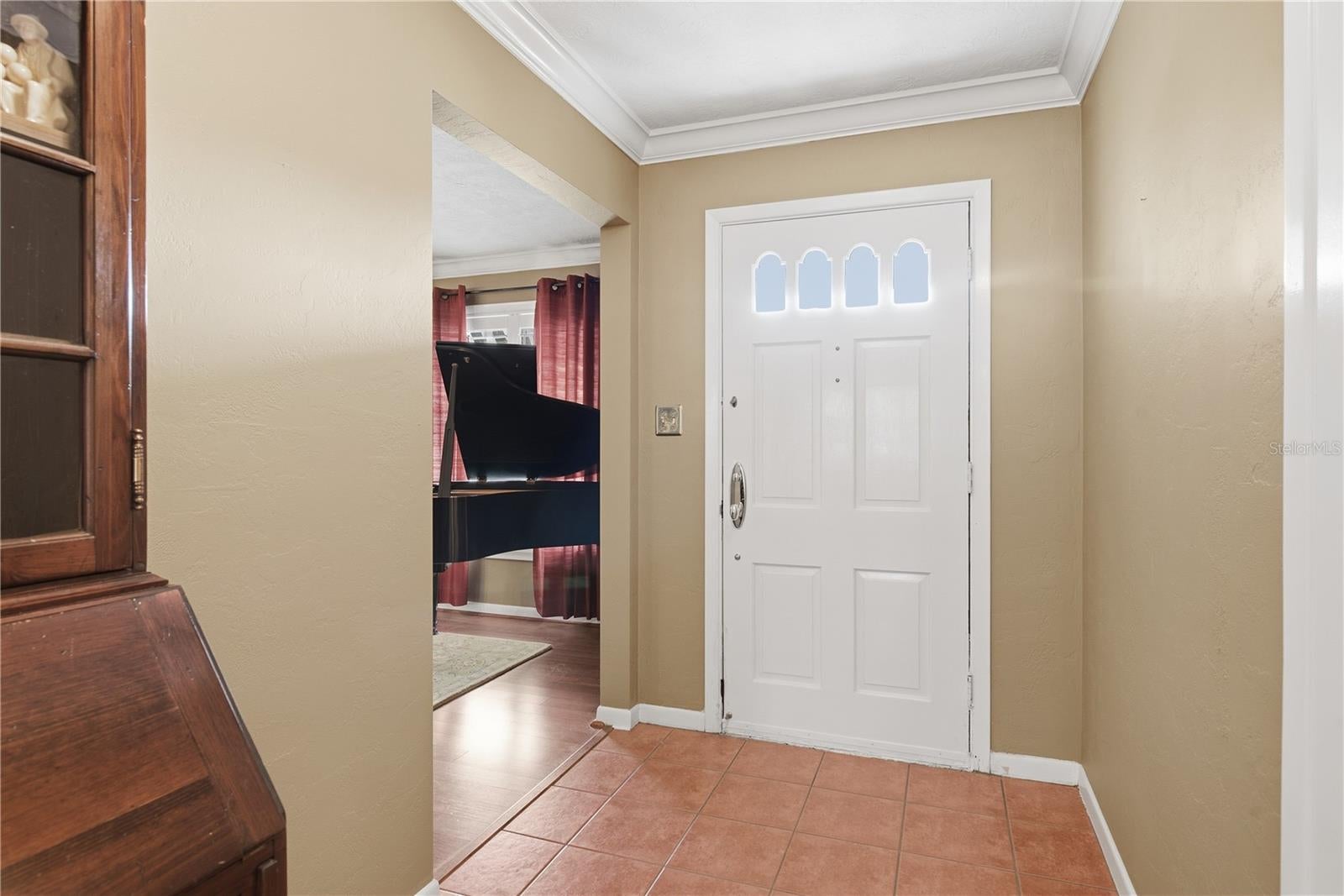 233 WESTWINDS DRIVE