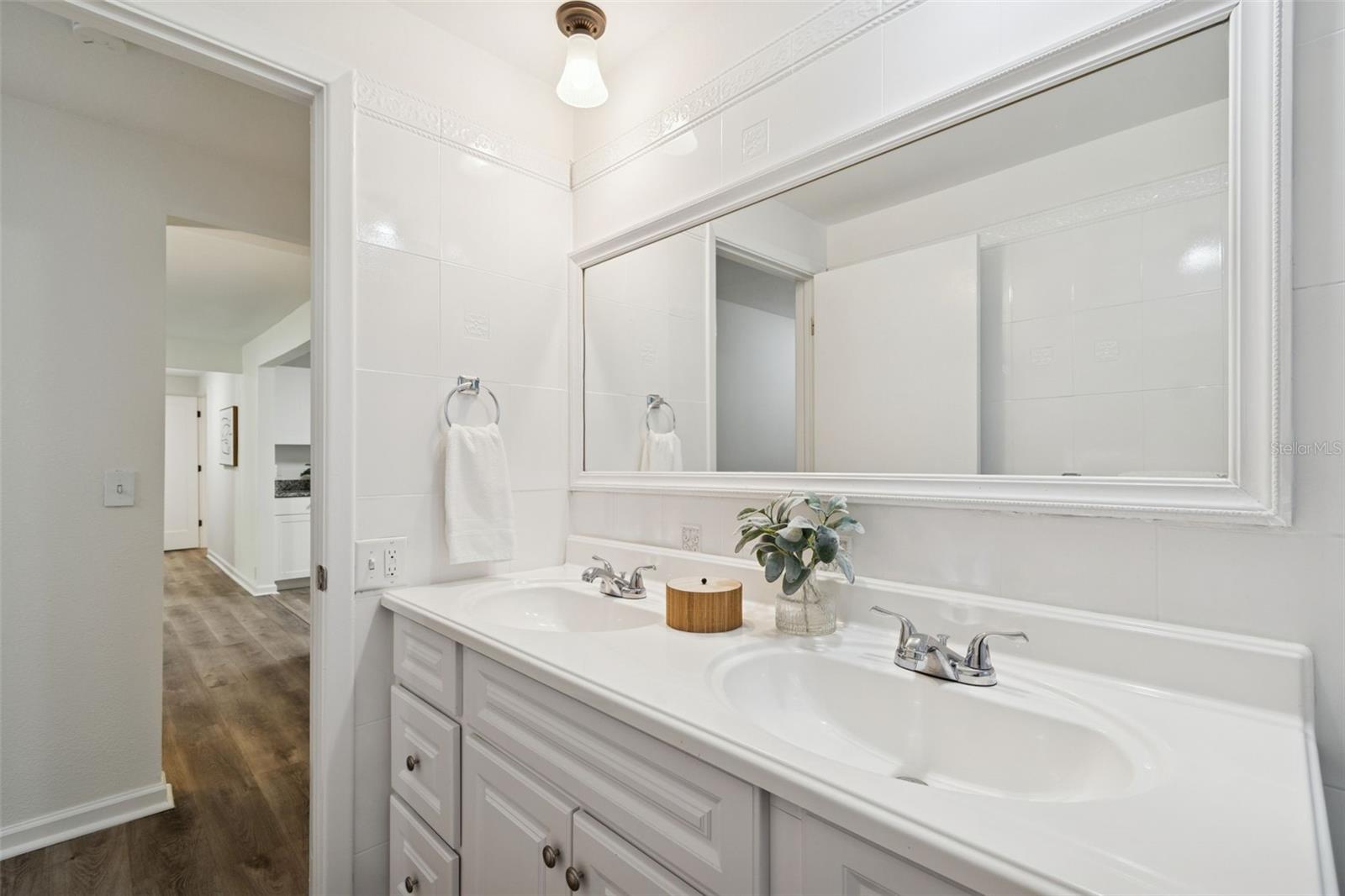 HARBOR HEIGHTS ESTATES - Residential