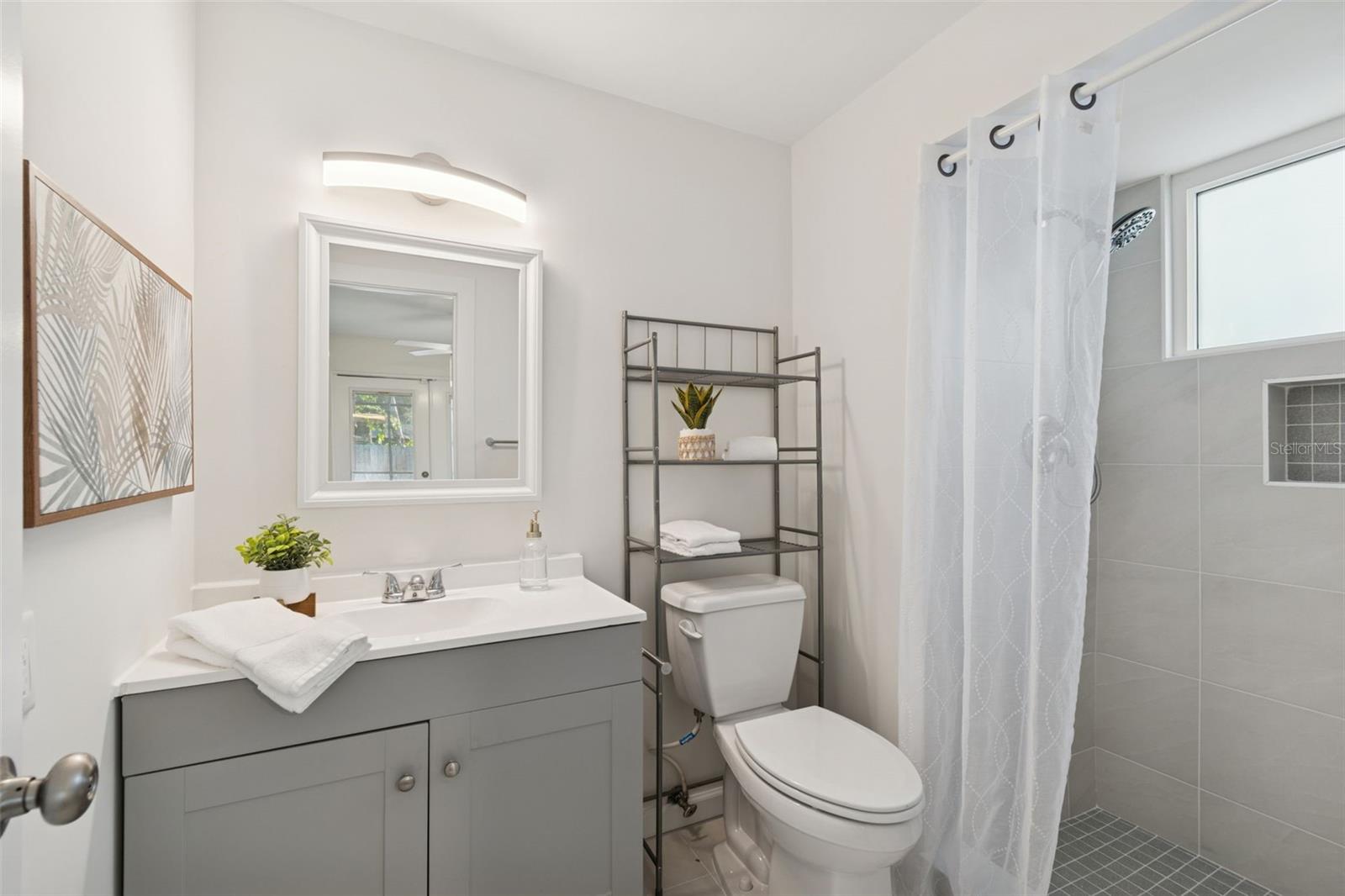 HARBOR HEIGHTS ESTATES - Residential