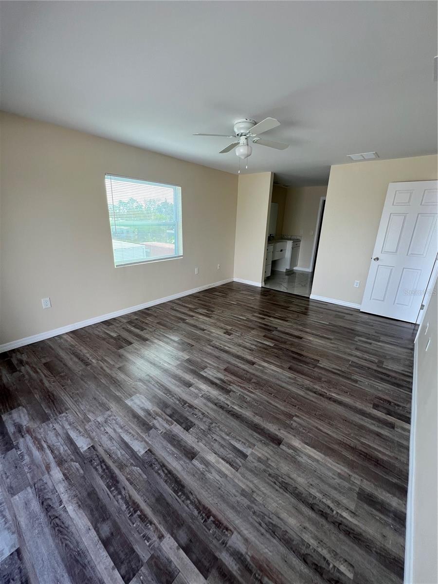 EL JOBEAN WARD 01 - Residential Lease