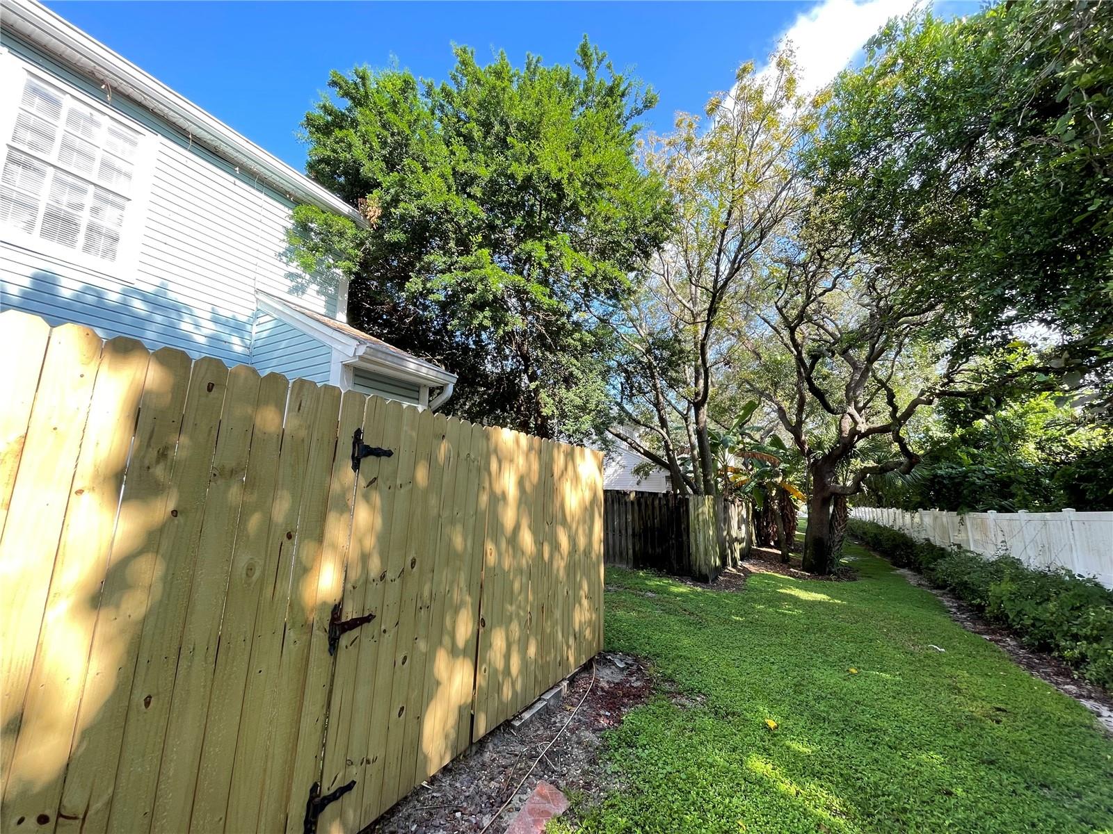 VICTORIA TERRACE A CONDO - Residential