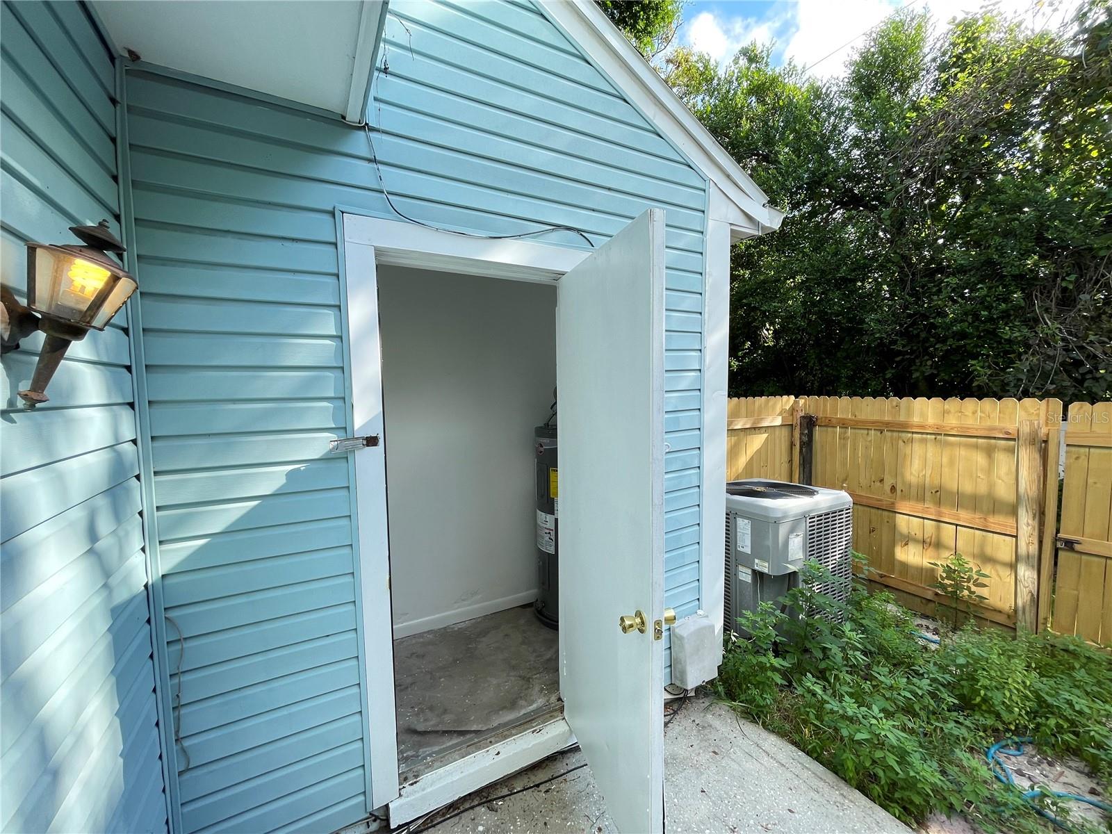 11335 GRANDVILLE DRIVE 0