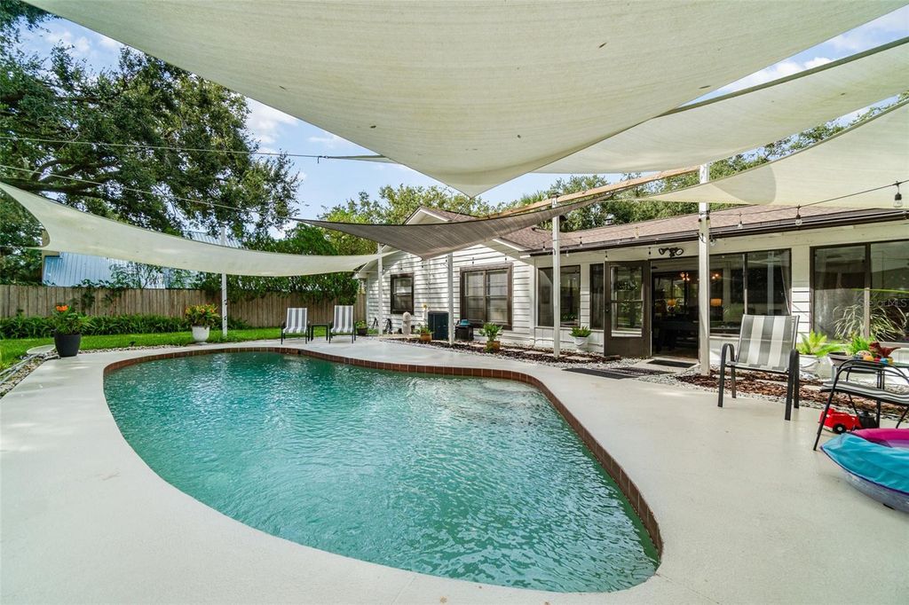 Photo of 1465 Grandview Boulevard, Kissimmee, FL 34744 (MLS # S5135007)