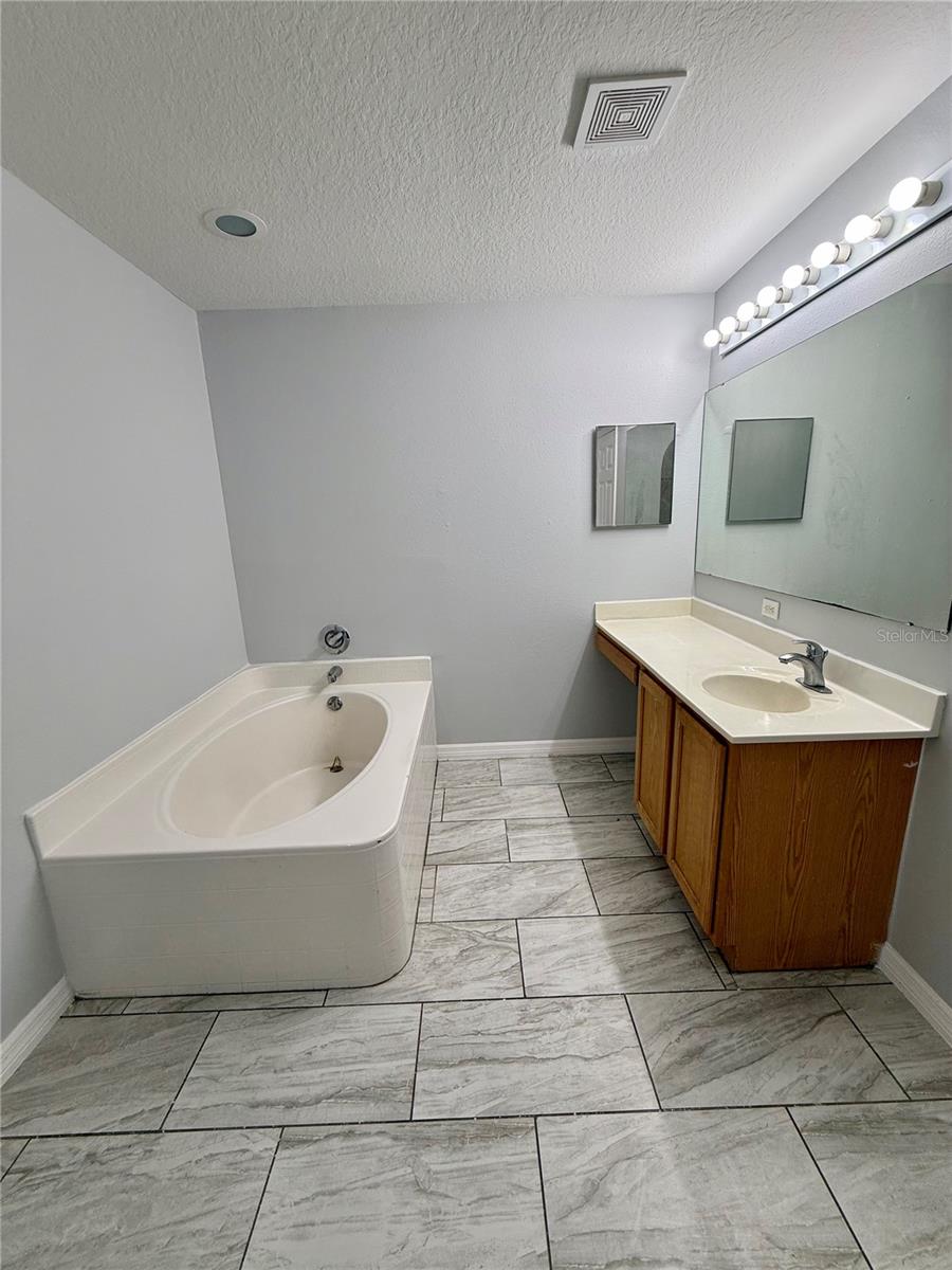 BENTLEY PLACE - Residential