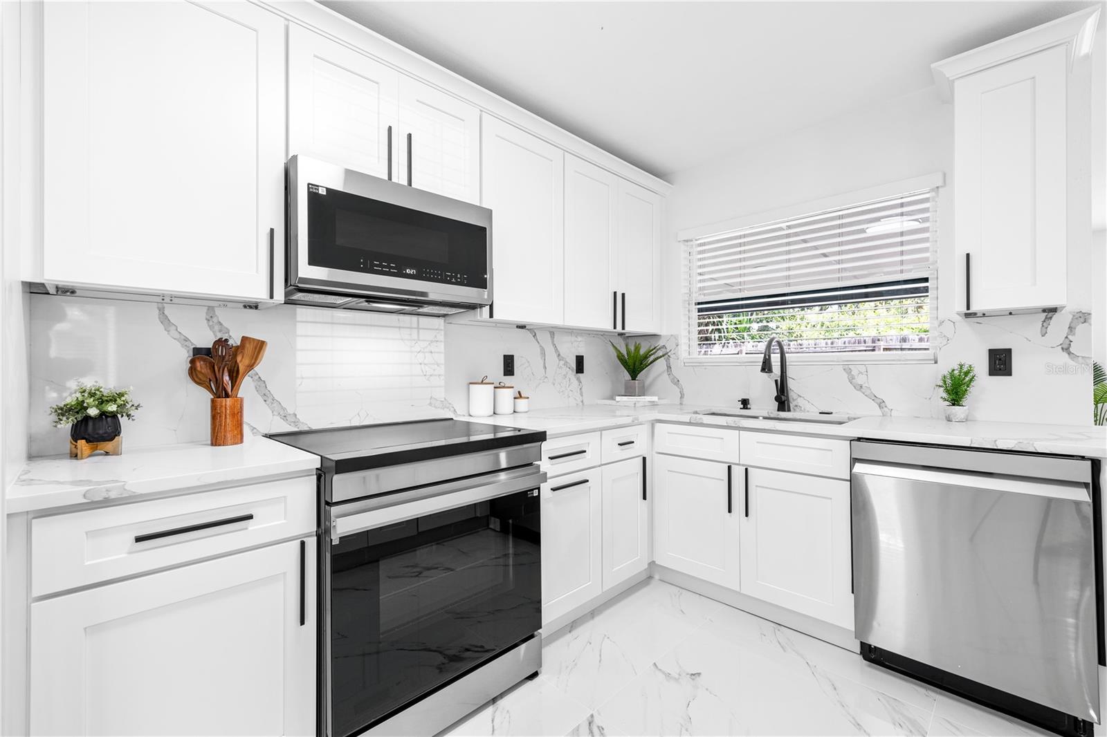 BEACON GROVES UNIT II - Residential