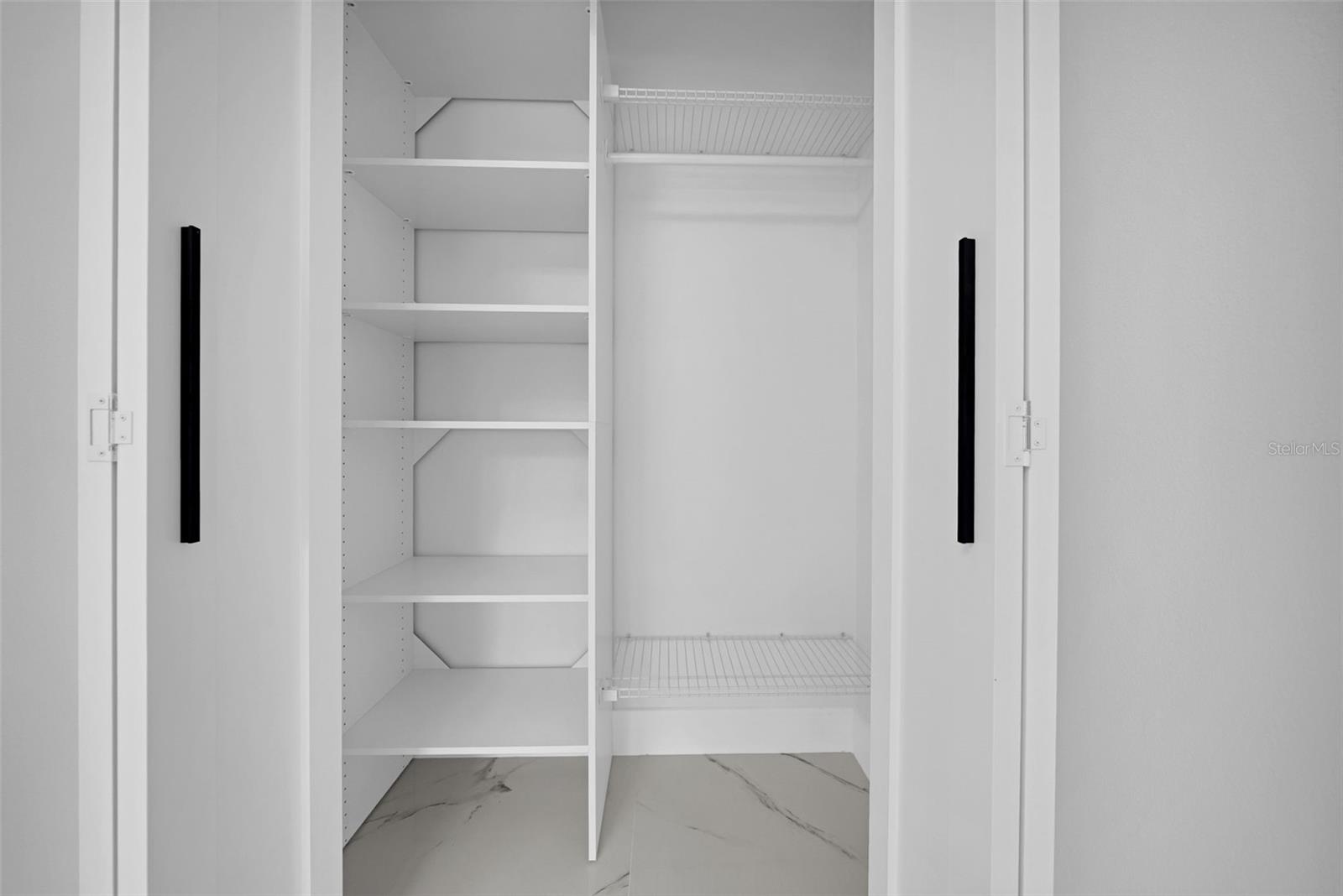 BEACON GROVES UNIT II - Residential