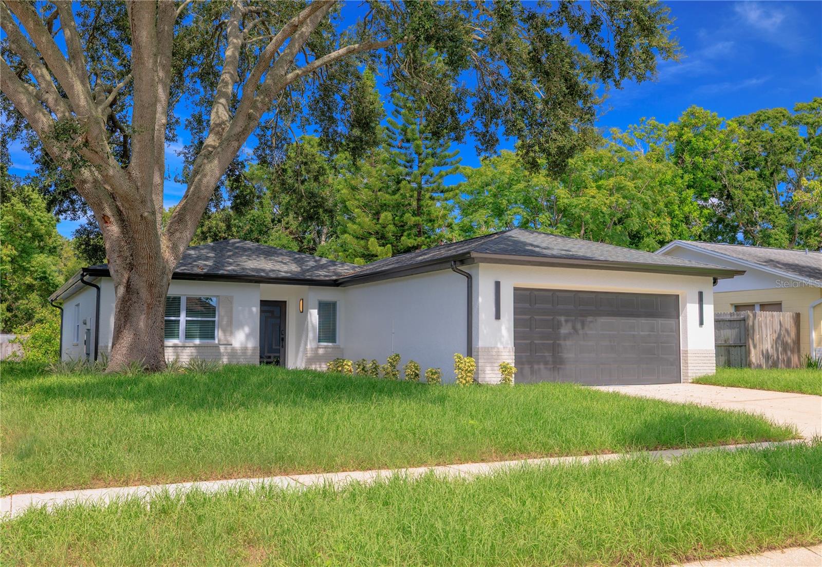 2376 CITRUS HILL ROAD